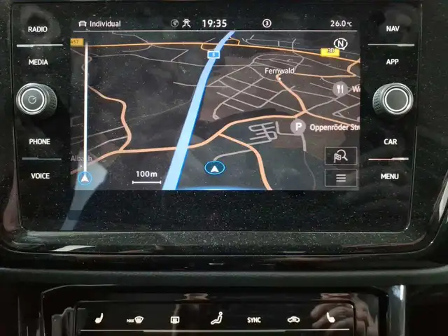Volkswagen Touran view 12