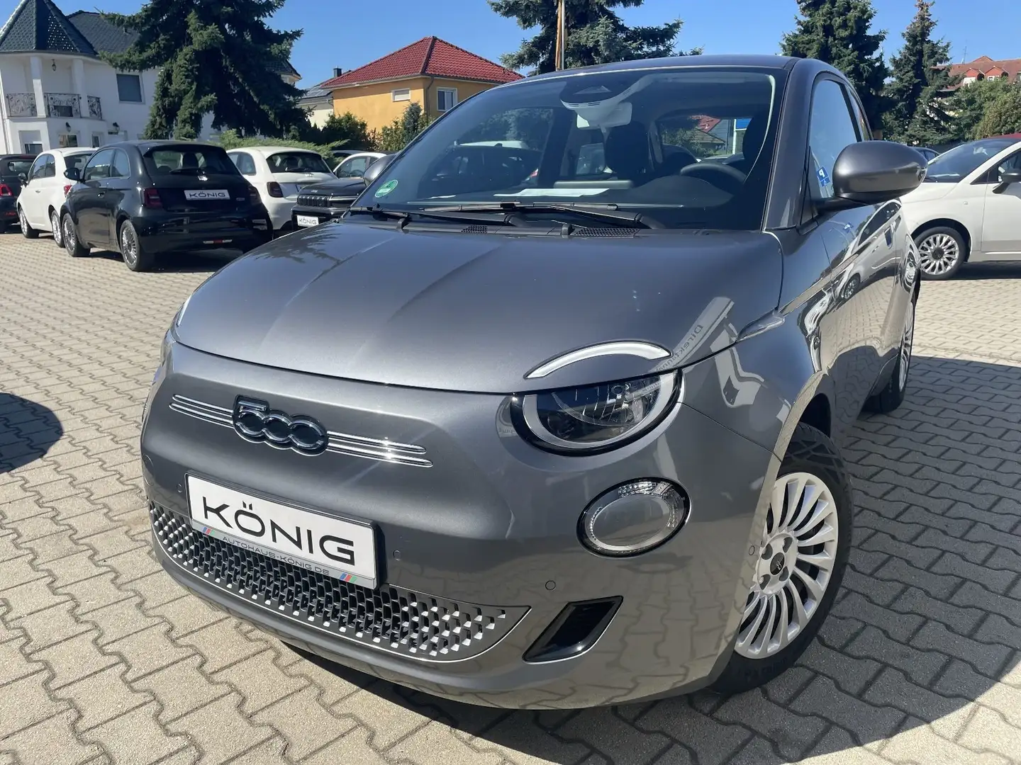 Fiat 500e Neuer 500 320km Reichweite Grau - 1