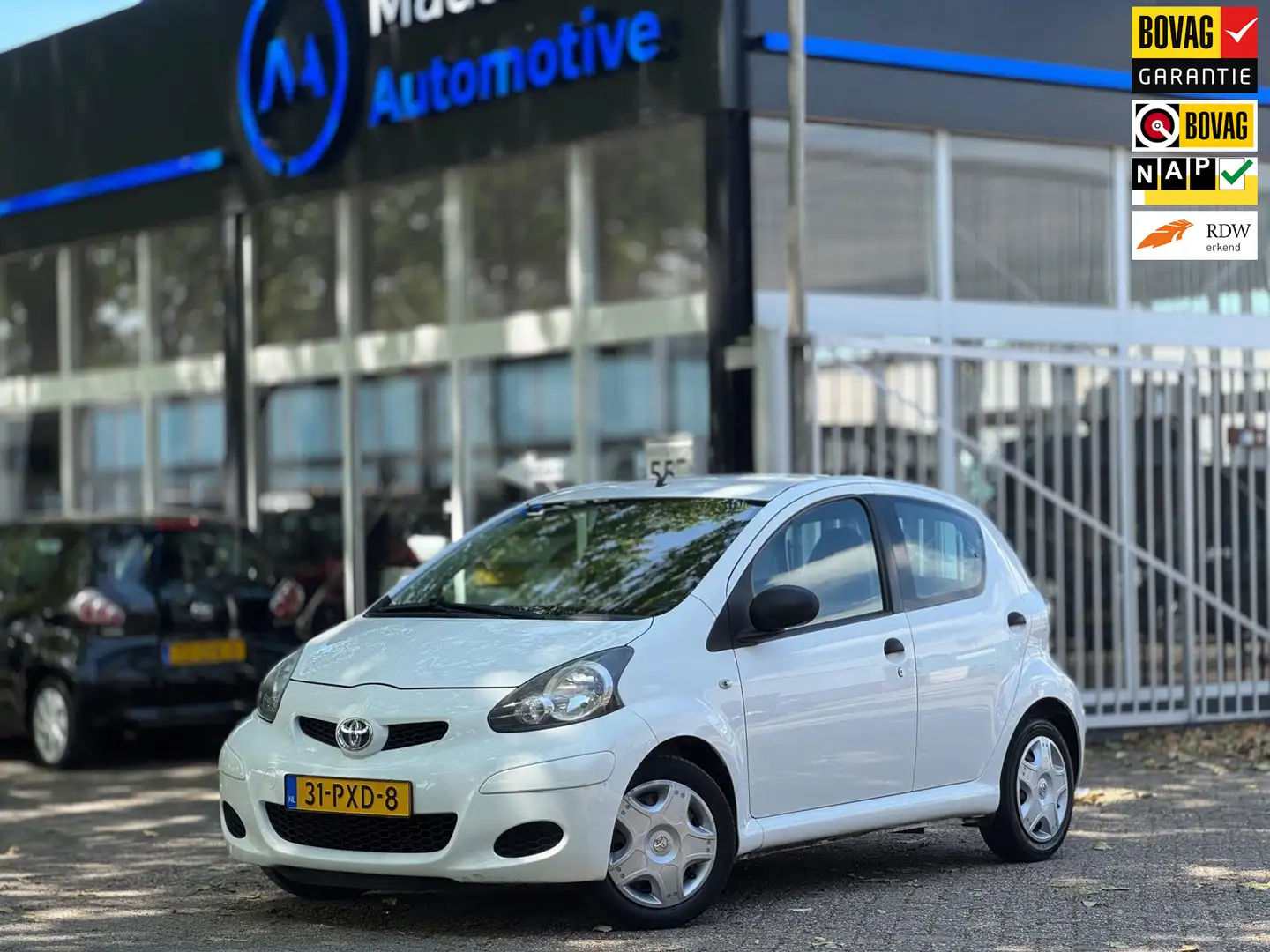 Toyota Aygo 1.0-12V Airco Nieuwe APK rijdt en schakelt super Blanc - 1