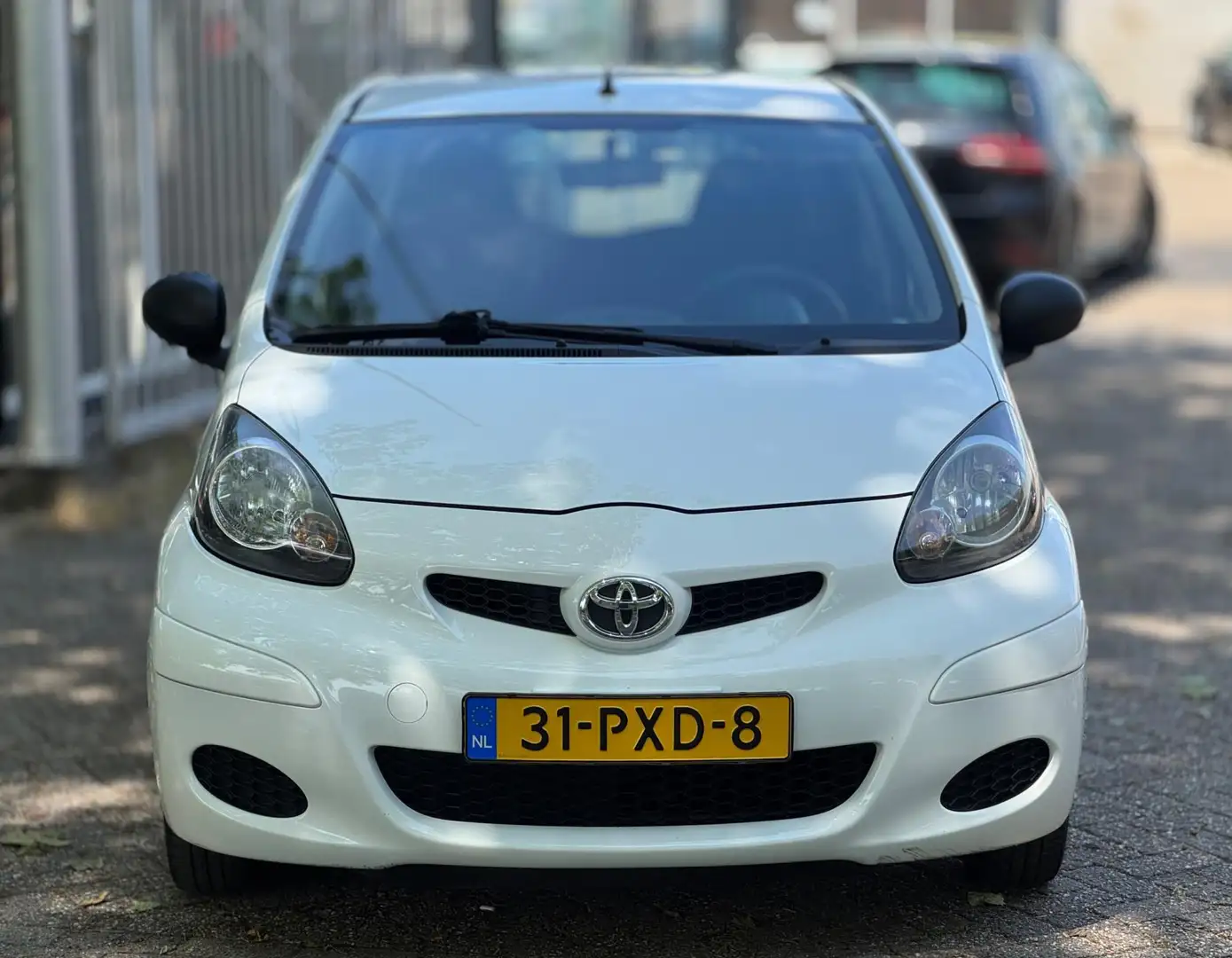 Toyota Aygo 1.0-12V Airco Nieuwe APK rijdt en schakelt super Blanc - 2