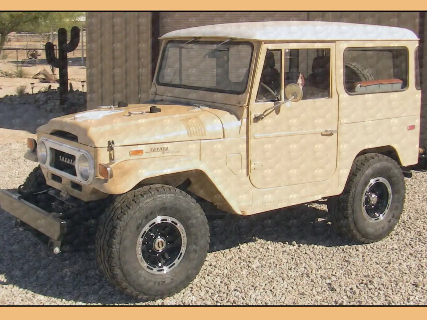 Toyota FJ40 Beżowy - 1