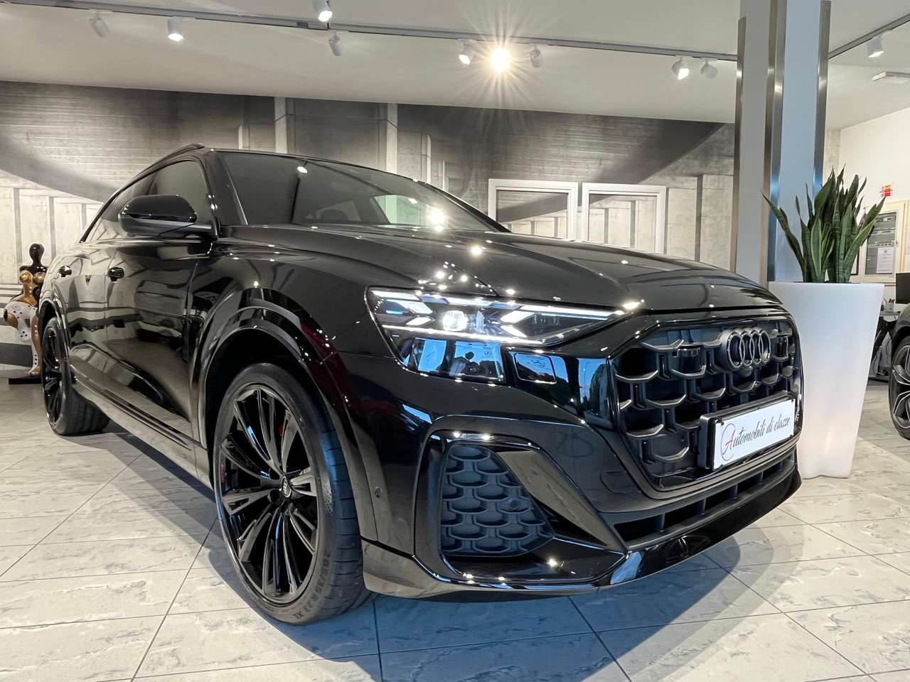 Audi Q8 50 3.0 tdi mhev quattro-S LINE-23"- TETTO-MY26!