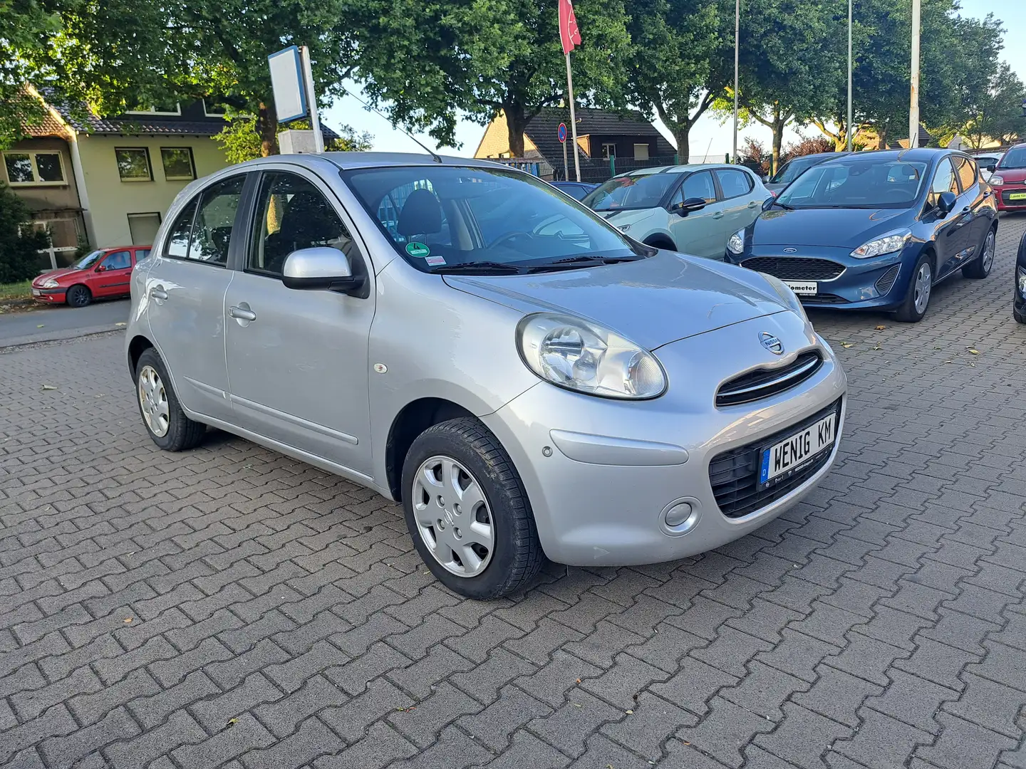 Nissan Micra 1.2 Tekna Silber - 1