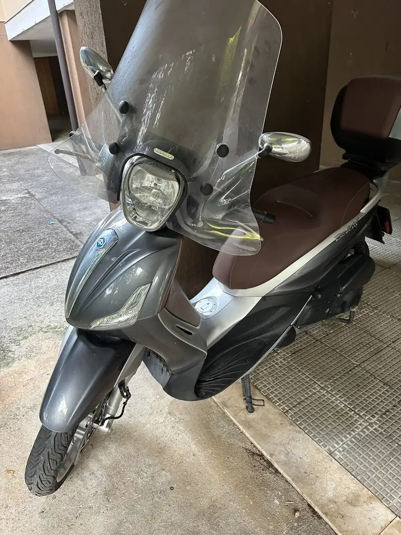 Piaggio Beverly 300 abs - 1