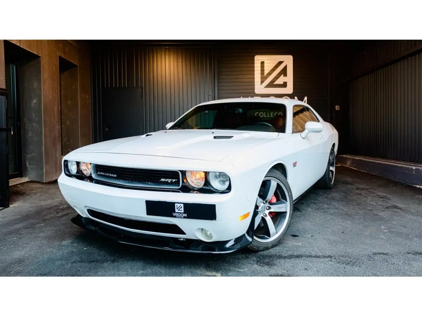 Dodge Challenger 6,4 V8 BM6 SRT8 Weiß - 2