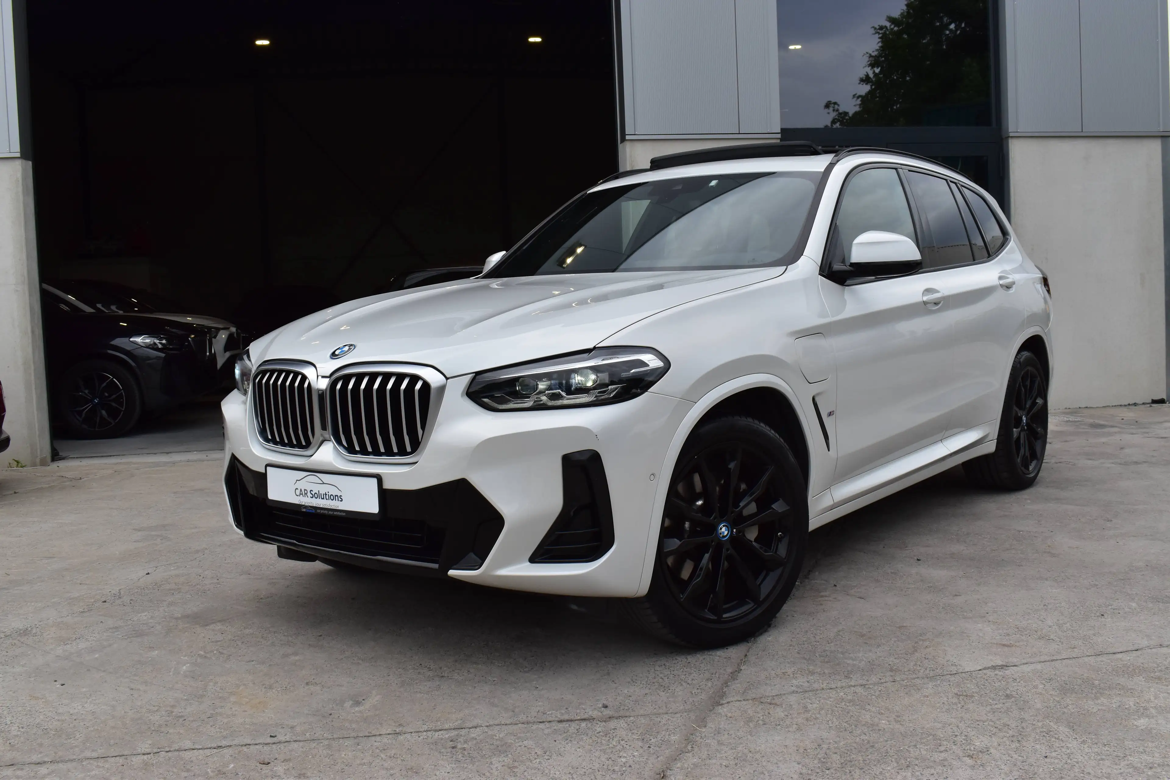 BMW X3 PHEV xDrive30e Pack M *Pano* Black/Pearl White