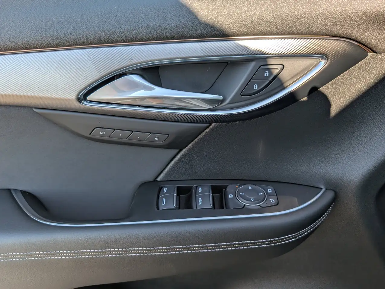 Buick Envision снимка Buick Envision