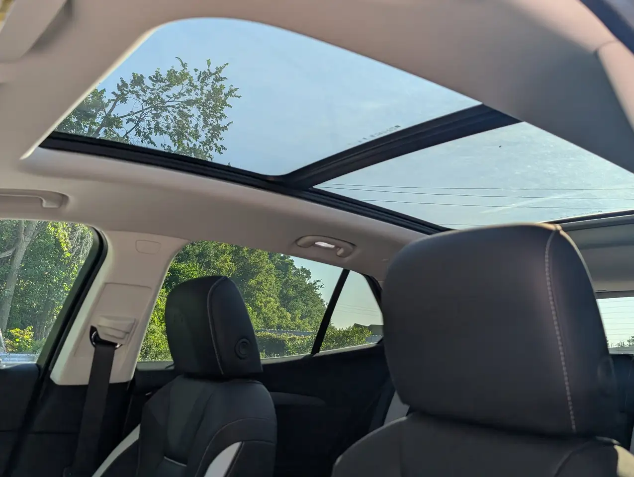 Buick Envision снимка Buick Envision