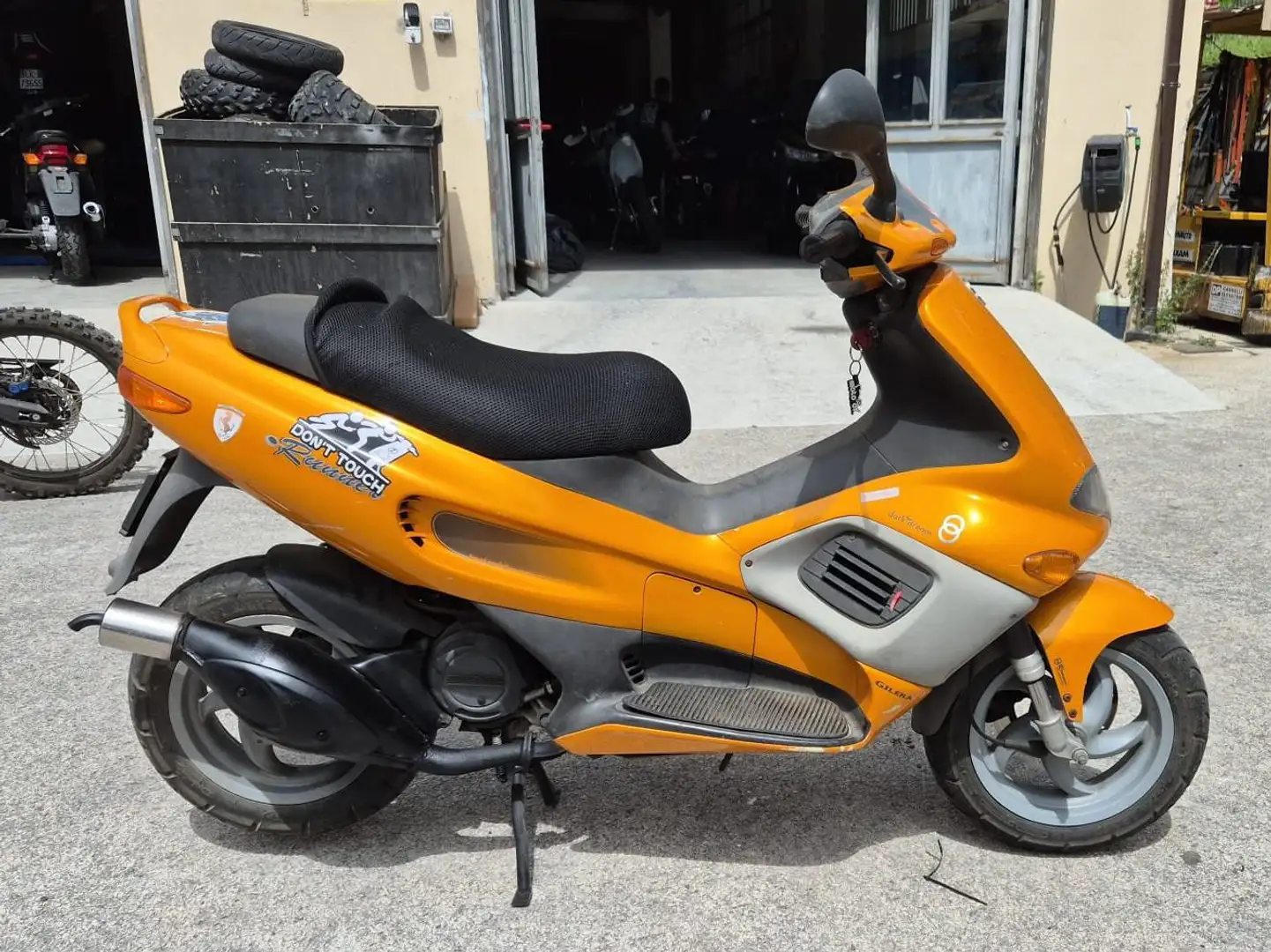 Gilera Runner 50 2T Orange - 1