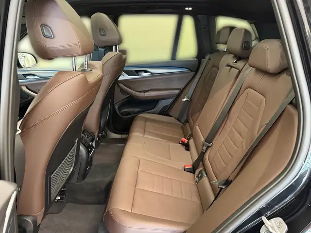 BMW X3 view 7