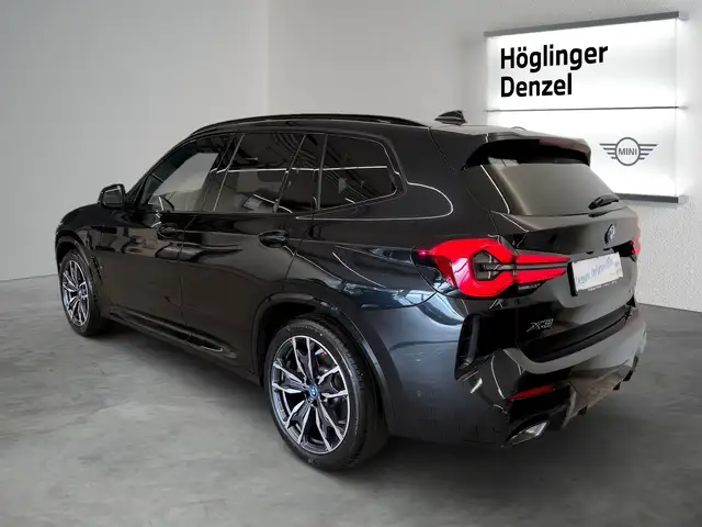 BMW X3 view 10