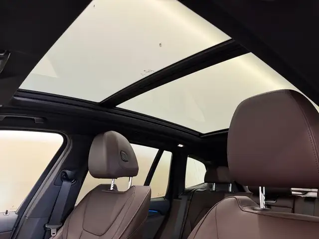 BMW X3 view 13