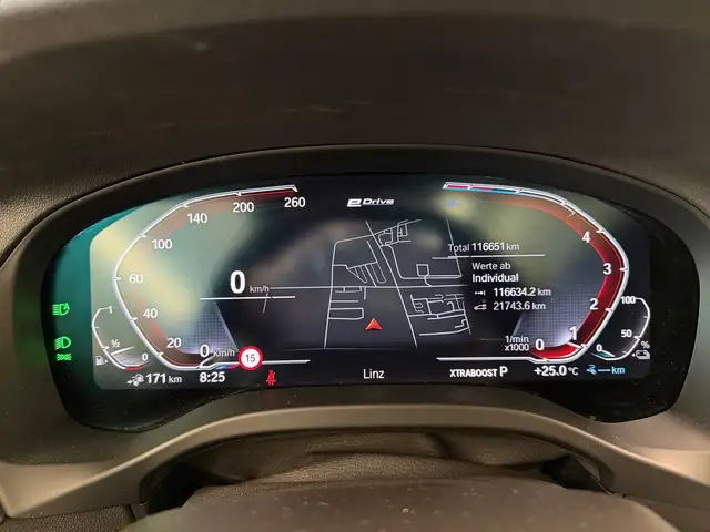 BMW X3 view 4