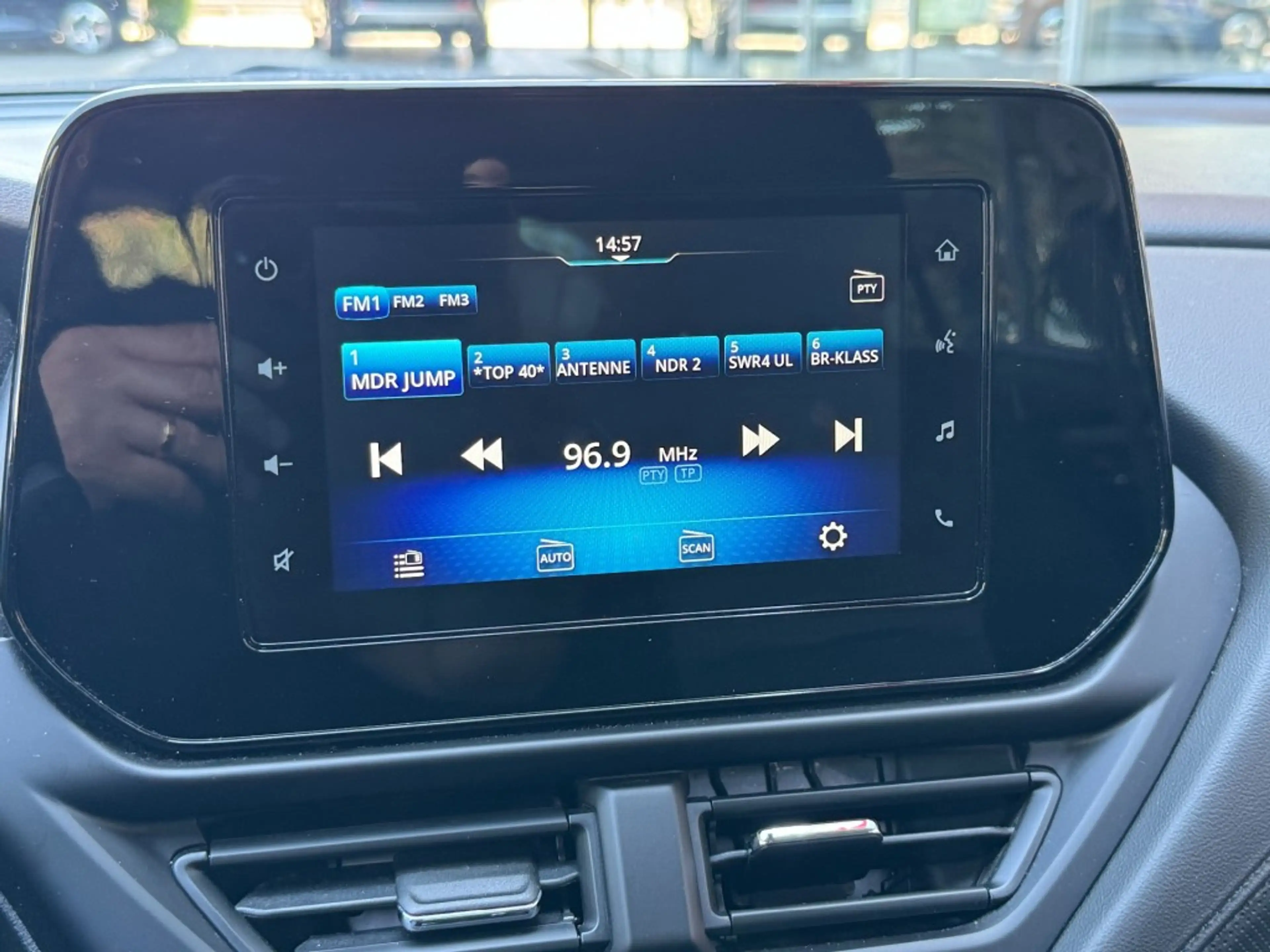 Suzuki SX4 S-Cross 1.5 Select Hybrid AUTOMAAT / Trekhaak afneembaar — photo 24