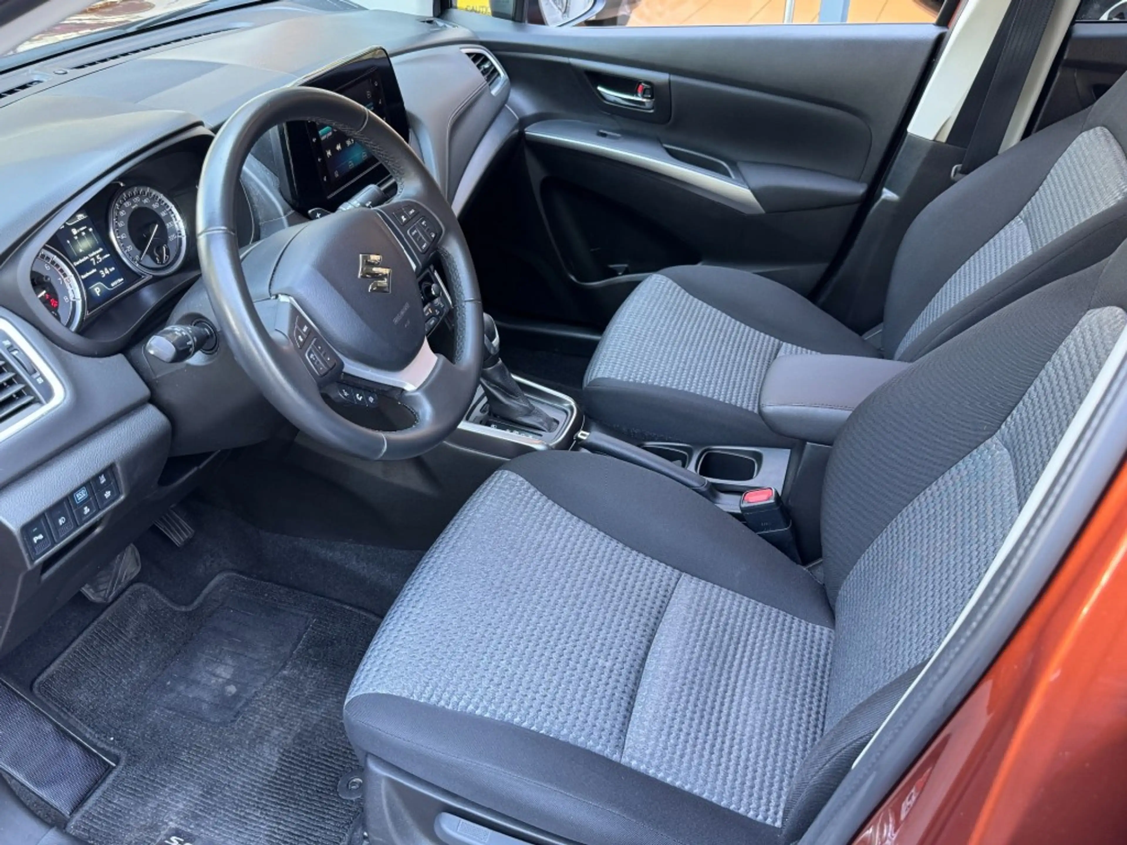 Suzuki SX4 S-Cross 1.5 Select Hybrid AUTOMAAT / Trekhaak afneembaar — photo 19