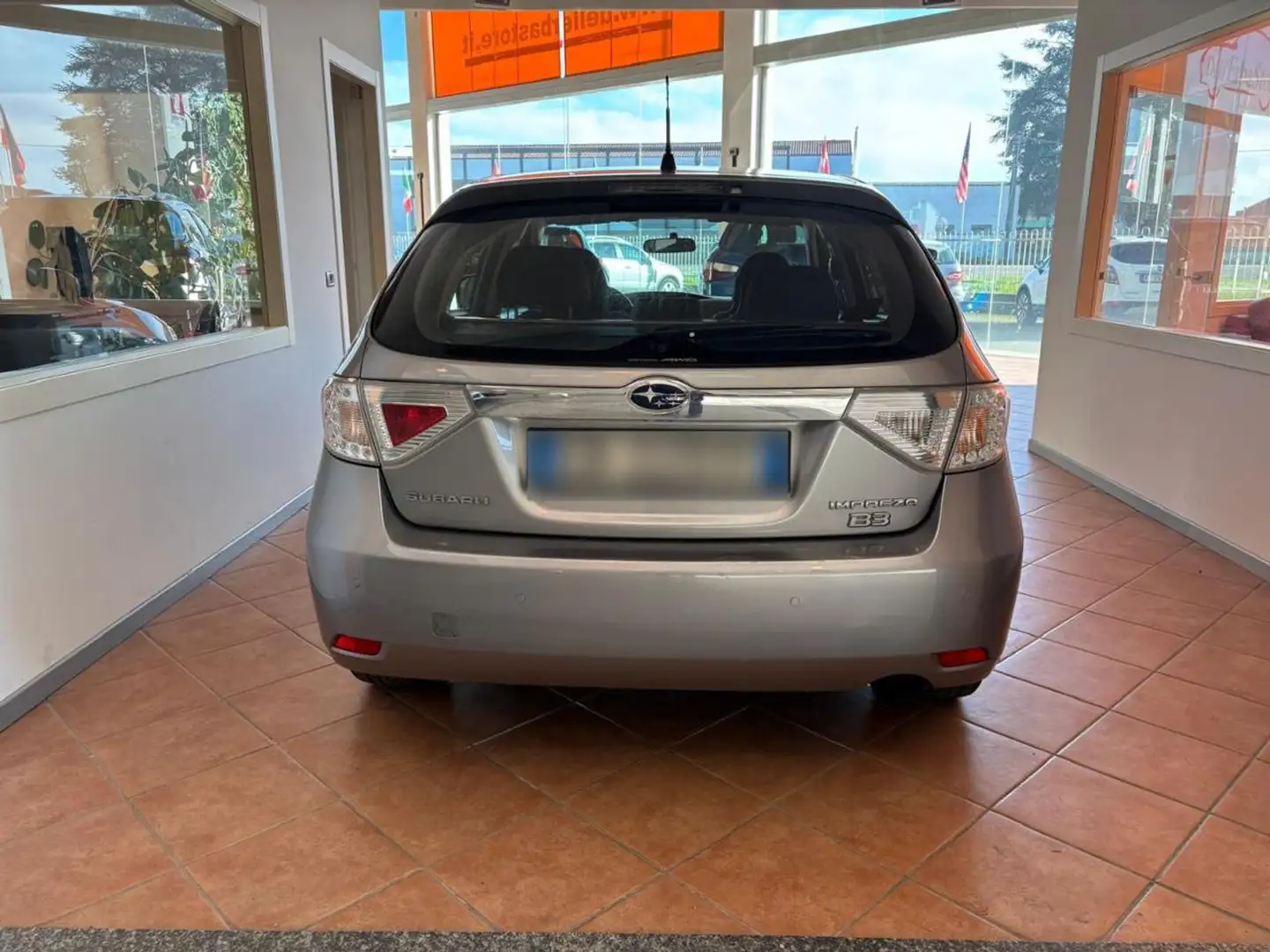 Subaru Impreza 2.0R AT 4Q Argent - 2