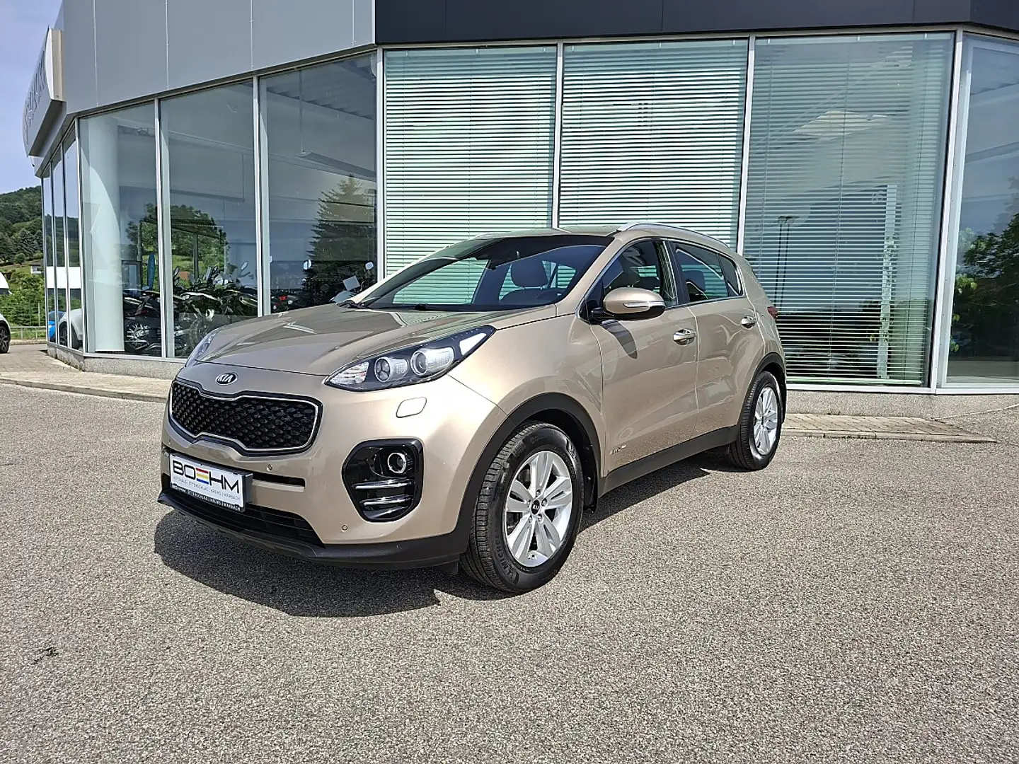 Kia Sportage 2,0 CRDI AWD Gold Aut. *Anhängerkupplung* Gold - 1