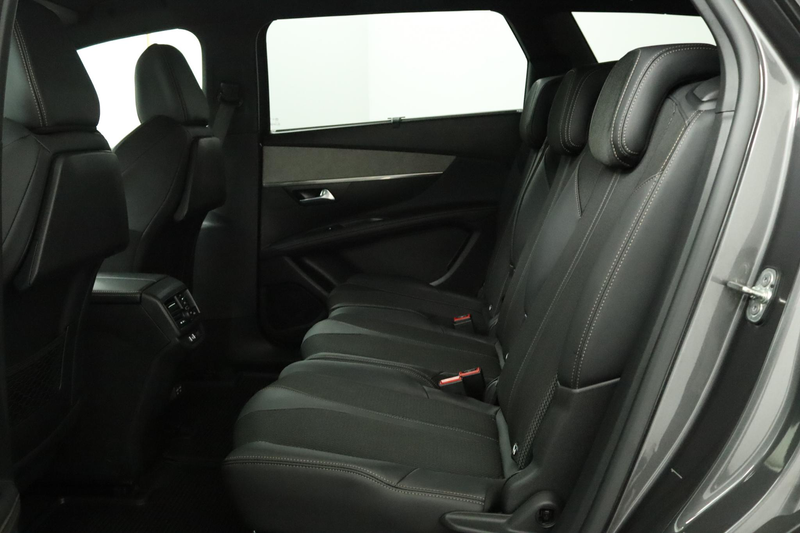 Peugeot 5008 1.2 130PK GT BLACK PACK 7-Pers. Automaat | Navigat — photo 14
