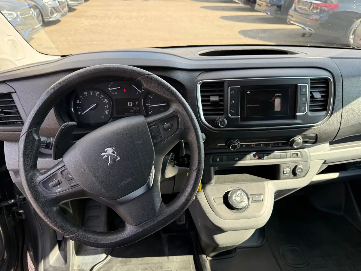 Peugeot Expert BlueHDI Aut. Grau - 2