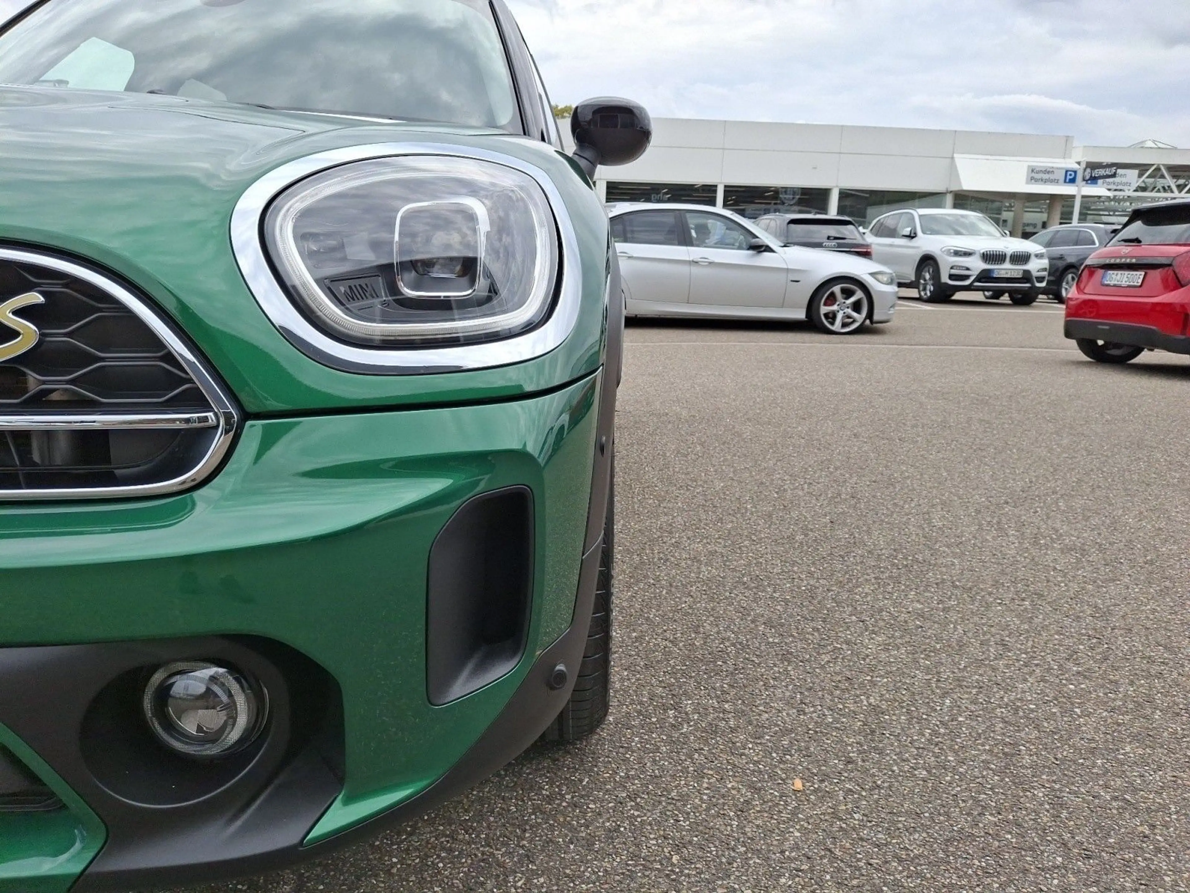 MINI Cooper SE Countryman Countryman SE ALL4 Classic Trim Head-Up Harman K — photo 10