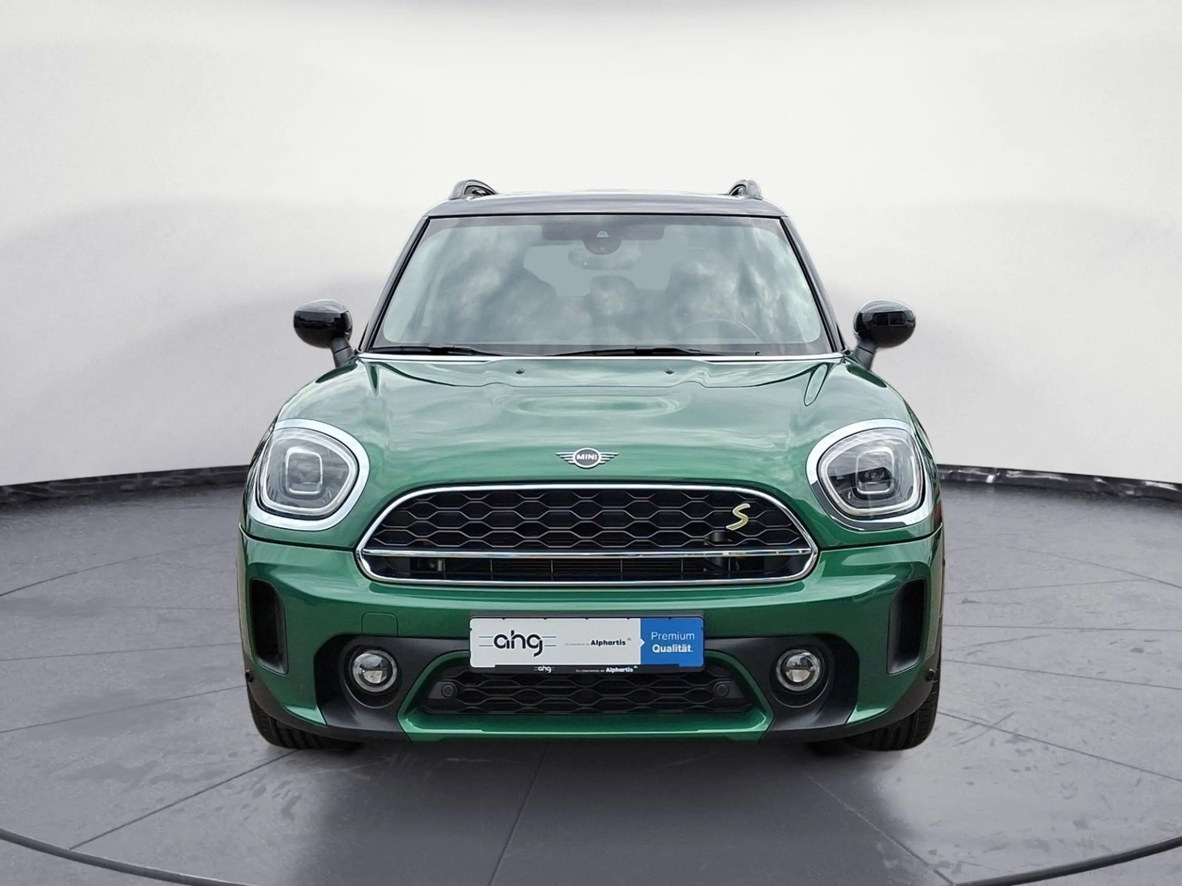 MINI Cooper SE Countryman Countryman SE ALL4 Classic Trim Head-Up Harman K — photo 9