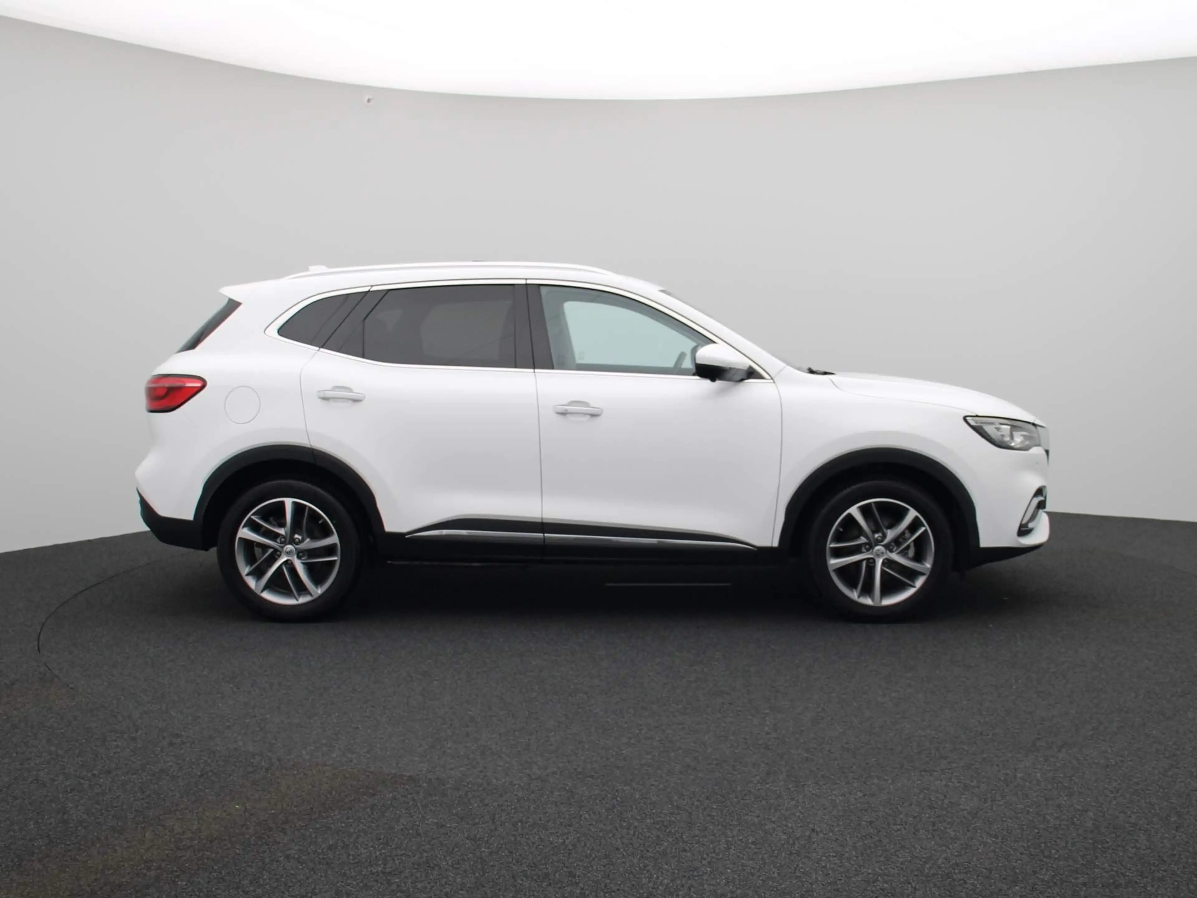 MG EHS 1.5 TGDI PHEV Aut. Luxury | Panoramadak | Navi | L — photo 7