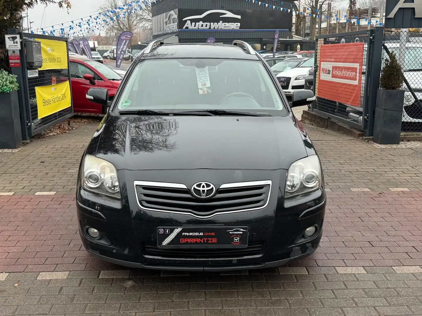 Toyota Avensis Kombi 1.8 Edition*Navi*Klimaautomatik* Schwarz - 2
