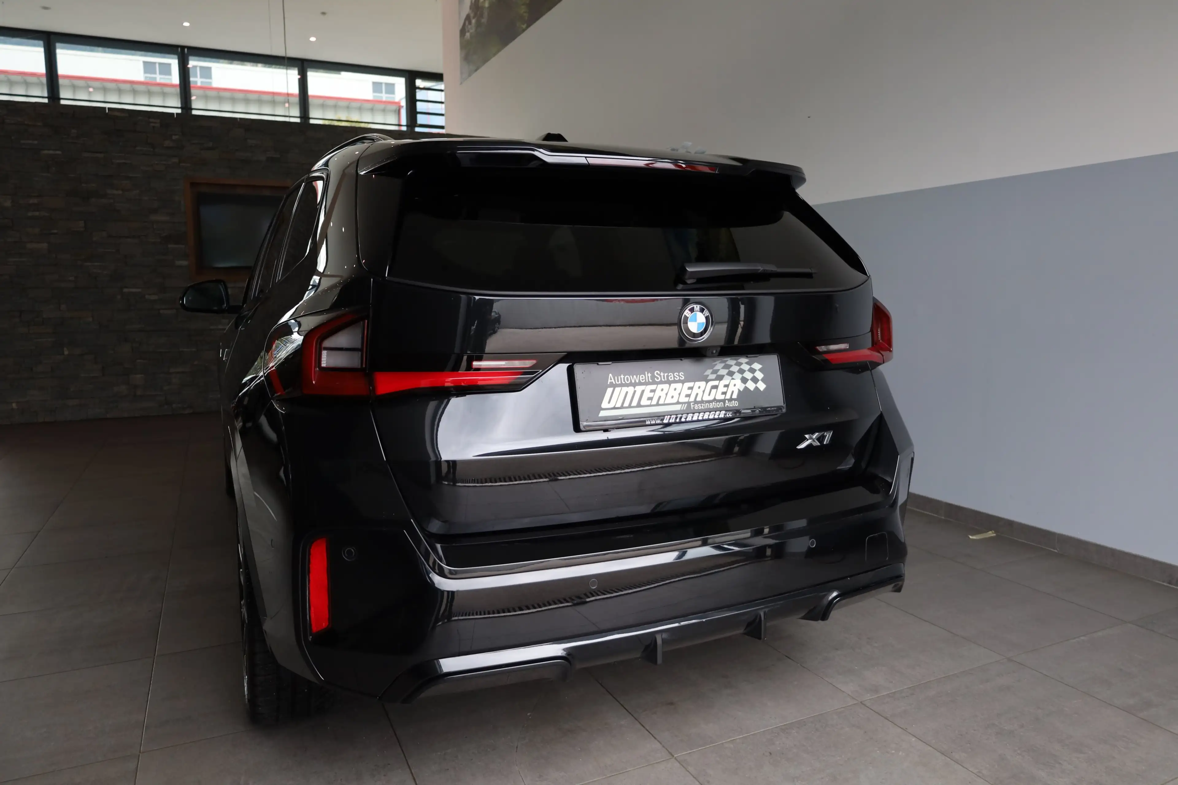 BMW X1 xDrive23d 48V  M Sportpaket Head-Up DAB — photo 4