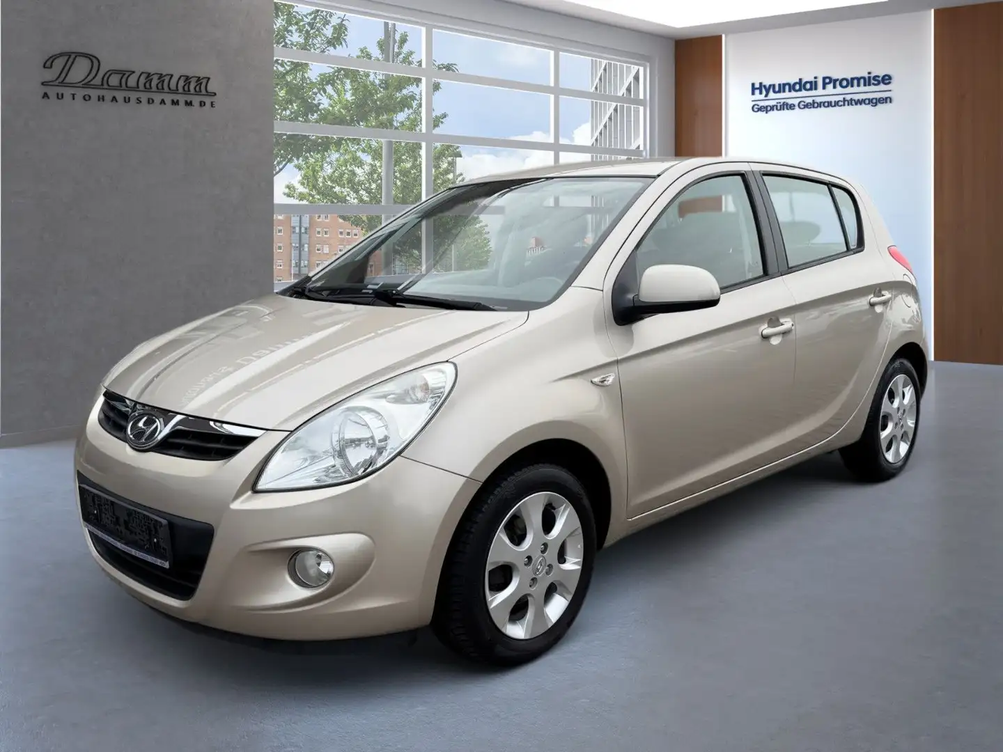 Hyundai i20 1.2B 78PS M/T A/C Classic Gold - 1
