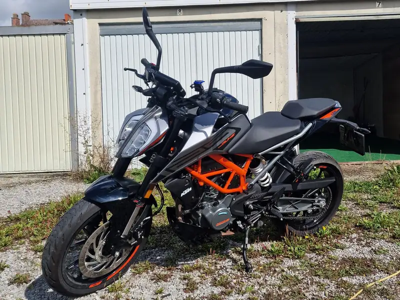 KTM 125 Duke - foto 3