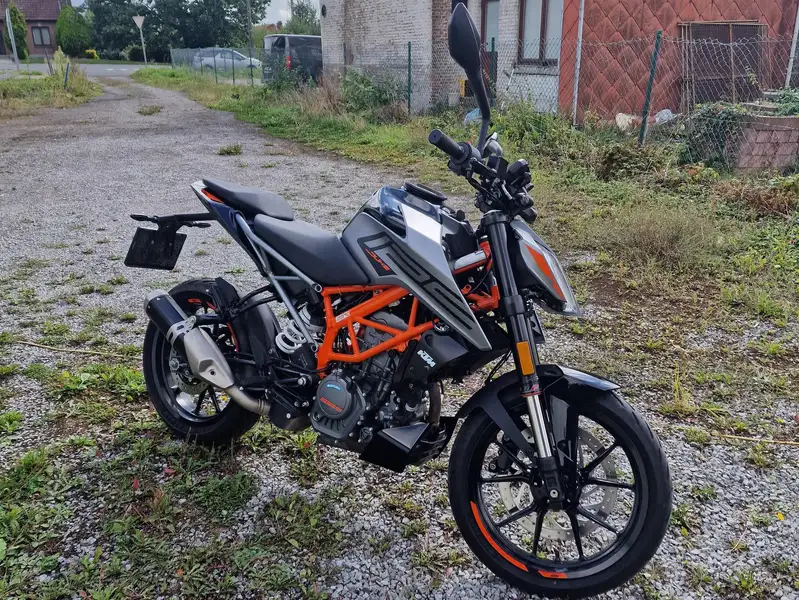 KTM 125 Duke - foto 5