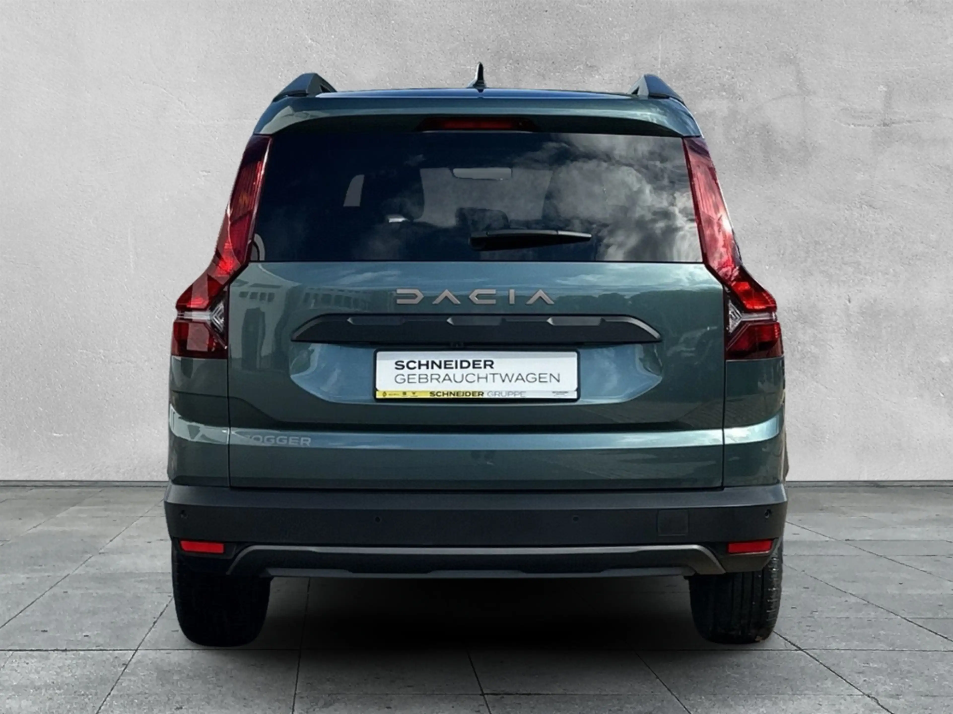 Dacia Jogger EXTREME+ TCe 100 ECO-G Extreme+ 7 SITZER — photo 4