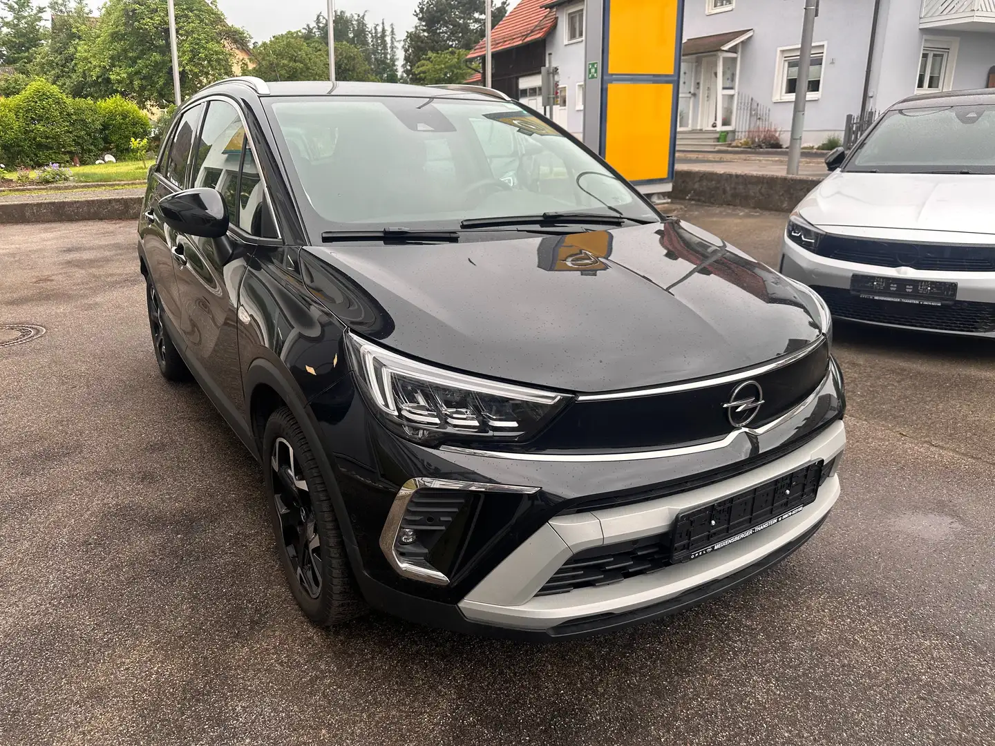 Opel Crossland Ultimate Paket Panoramadach HeadUp Alcantara Navi Schwarz - 2