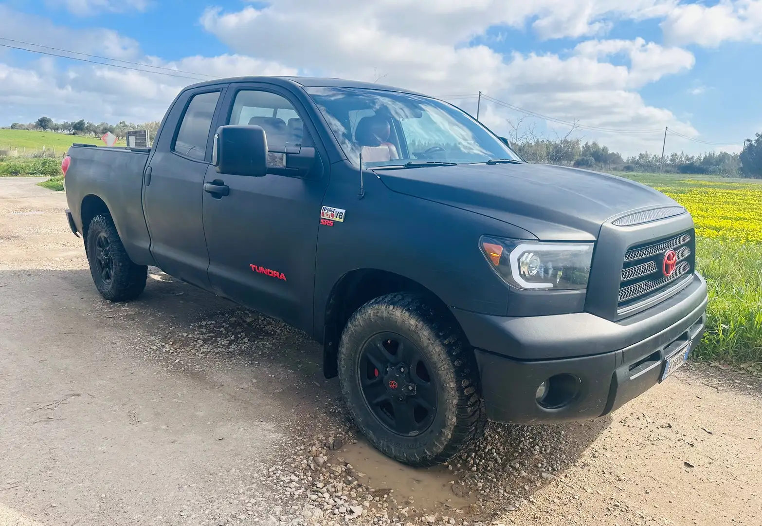 Toyota Tundra SR5 Schwarz - 2