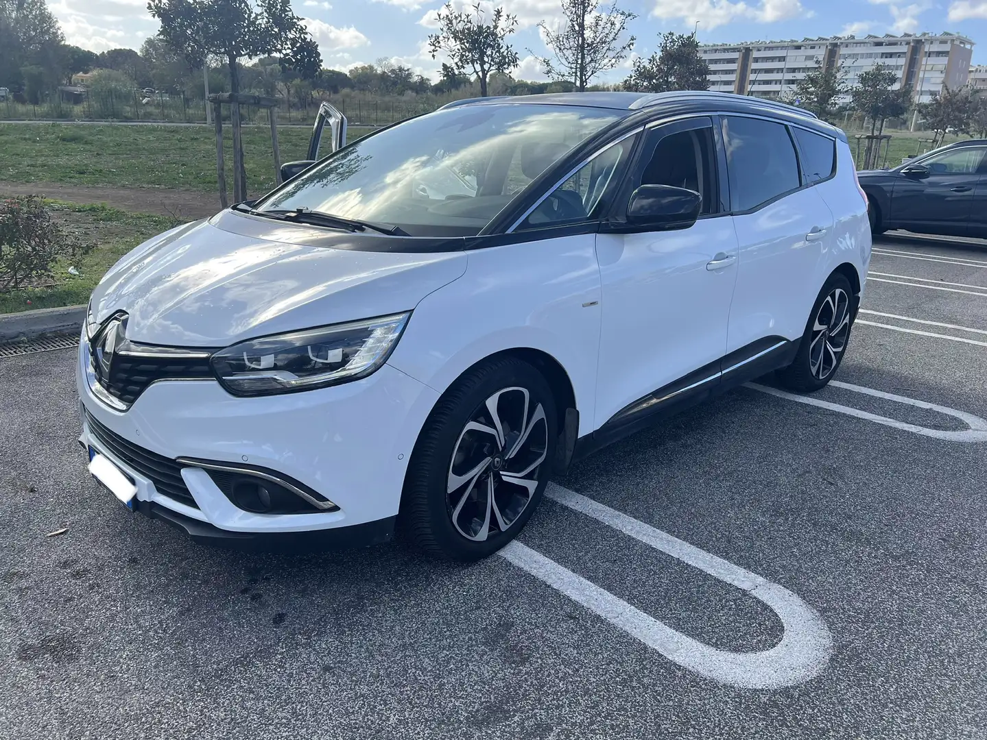 Renault Grand Scenic 1.5 dci energy Bose 110cv edc Automatica FULL - 2