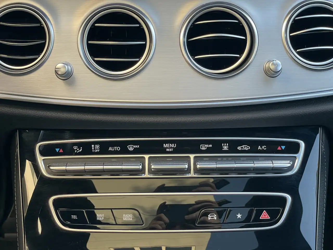 Mercedes-Benz E-Class e AMG LED Pano Head-Up Distronic Rü-Kamera, миниатюра 22