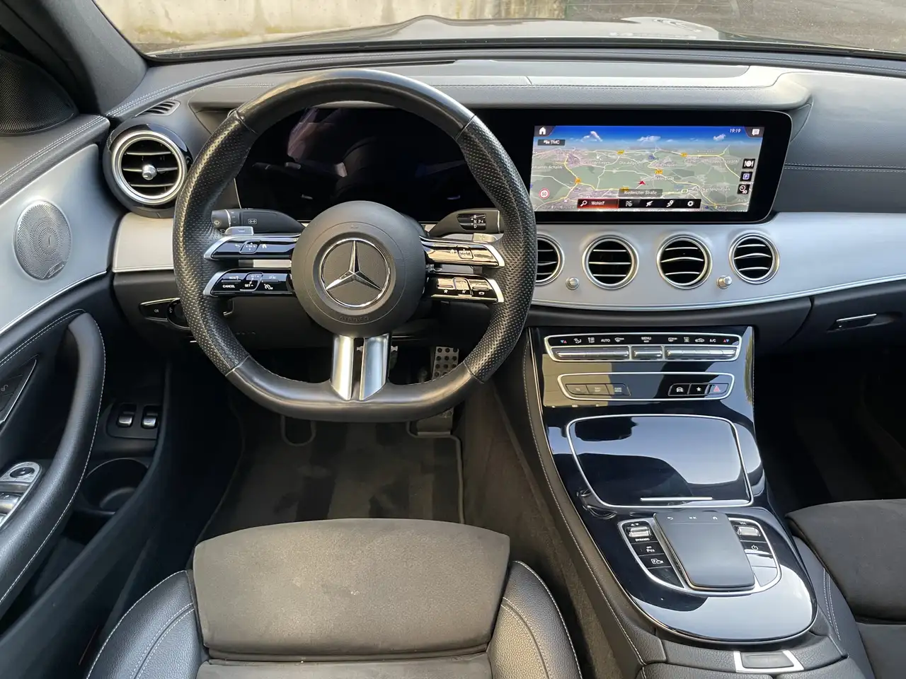 Mercedes-Benz E-Class e AMG LED Pano Head-Up Distronic Rü-Kamera, миниатюра 17