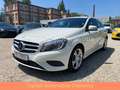 Mercedes-Benz A 180 Urban Bi-Xenon Navi PDC Klima Sitzheizung Weiß - thumbnail 1