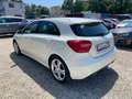 Mercedes-Benz A 180 Urban Bi-Xenon Navi PDC Klima Sitzheizung Weiß - thumbnail 6
