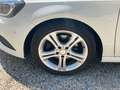 Mercedes-Benz A 180 Urban Bi-Xenon Navi PDC Klima Sitzheizung Weiß - thumbnail 37