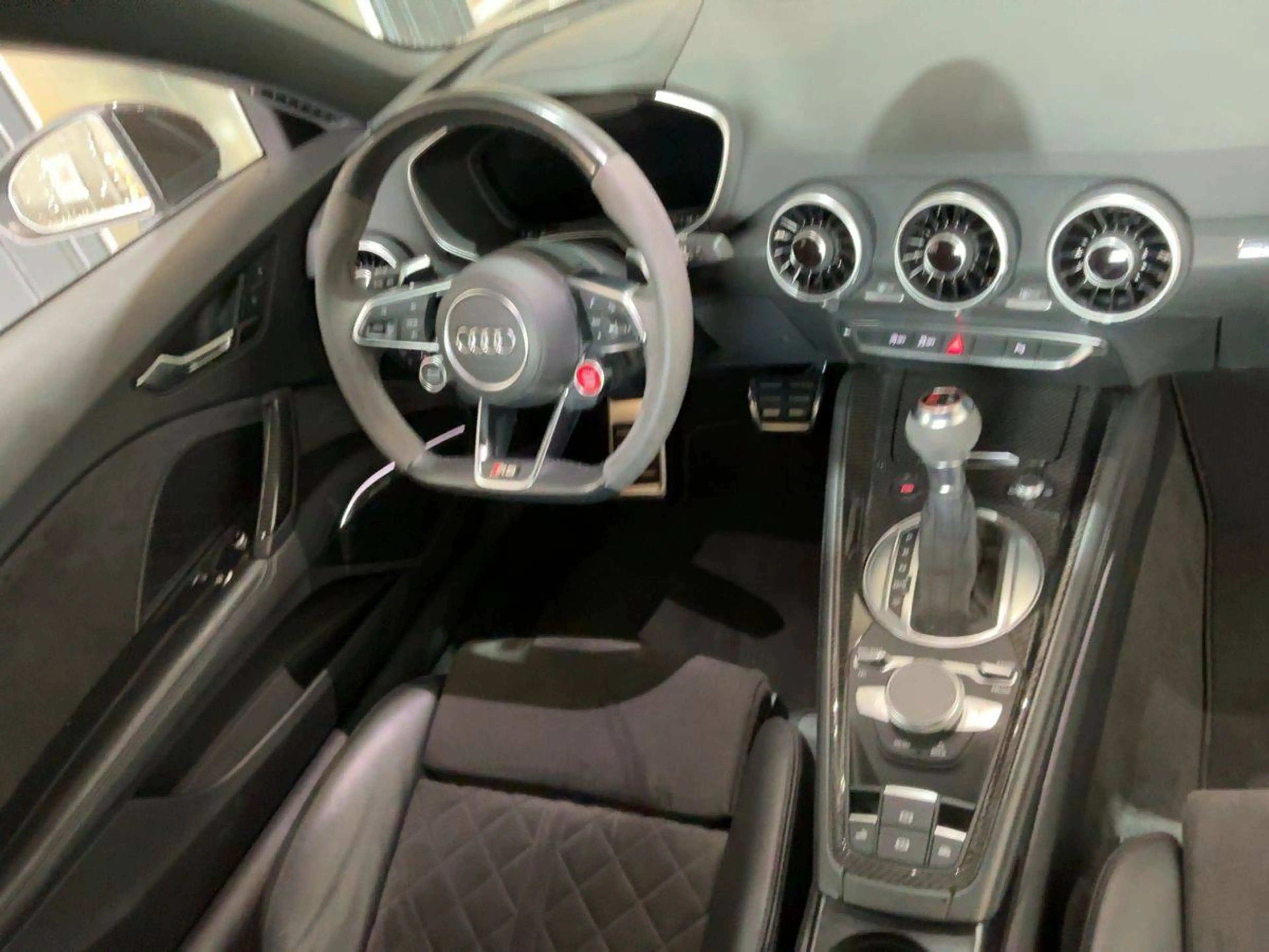Audi TT 2.5 TFSI quattro basis — photo 11