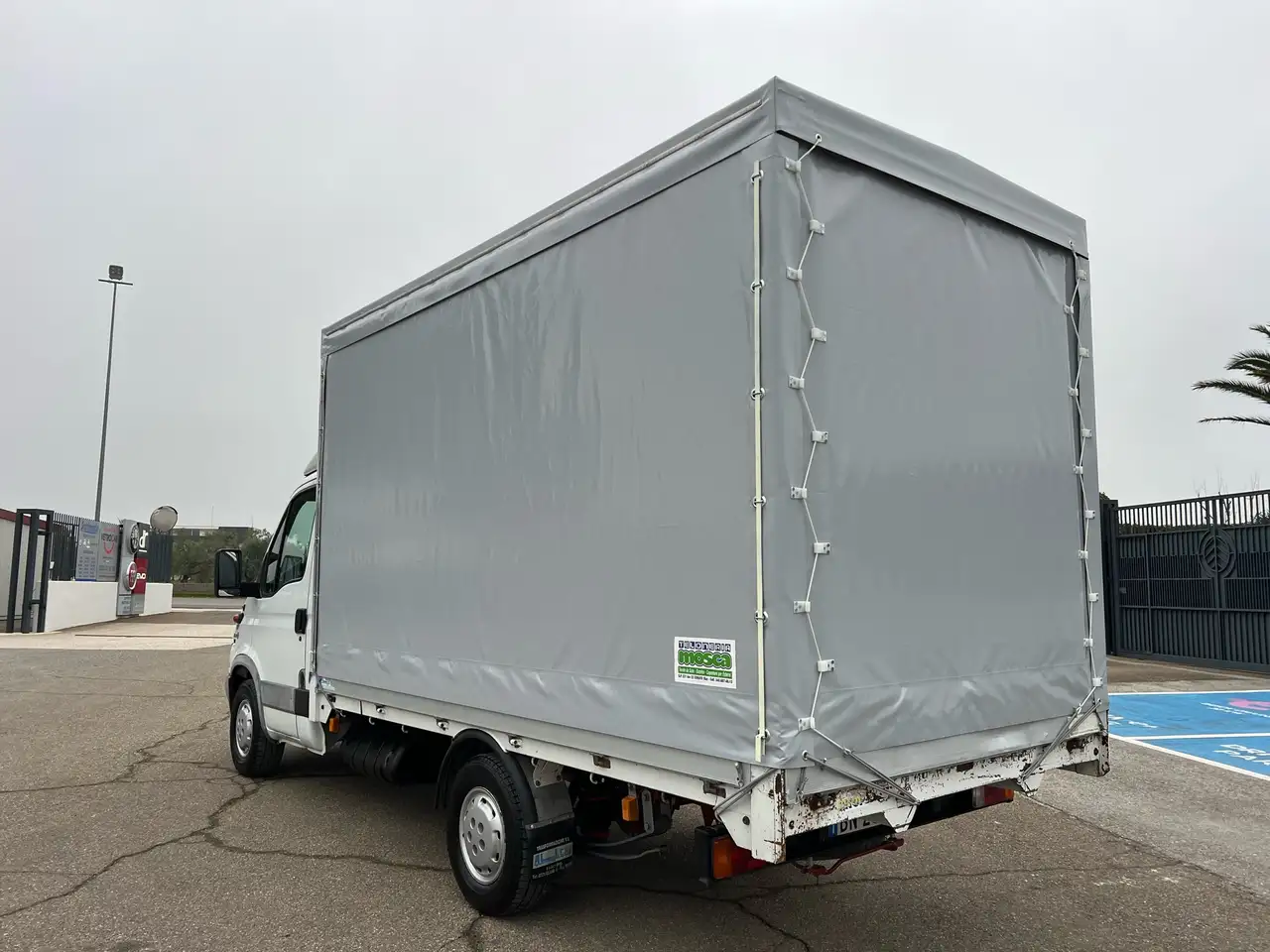 Iveco Daily 35S11 2.8 TD 110cv Centina e Telone, foto 4