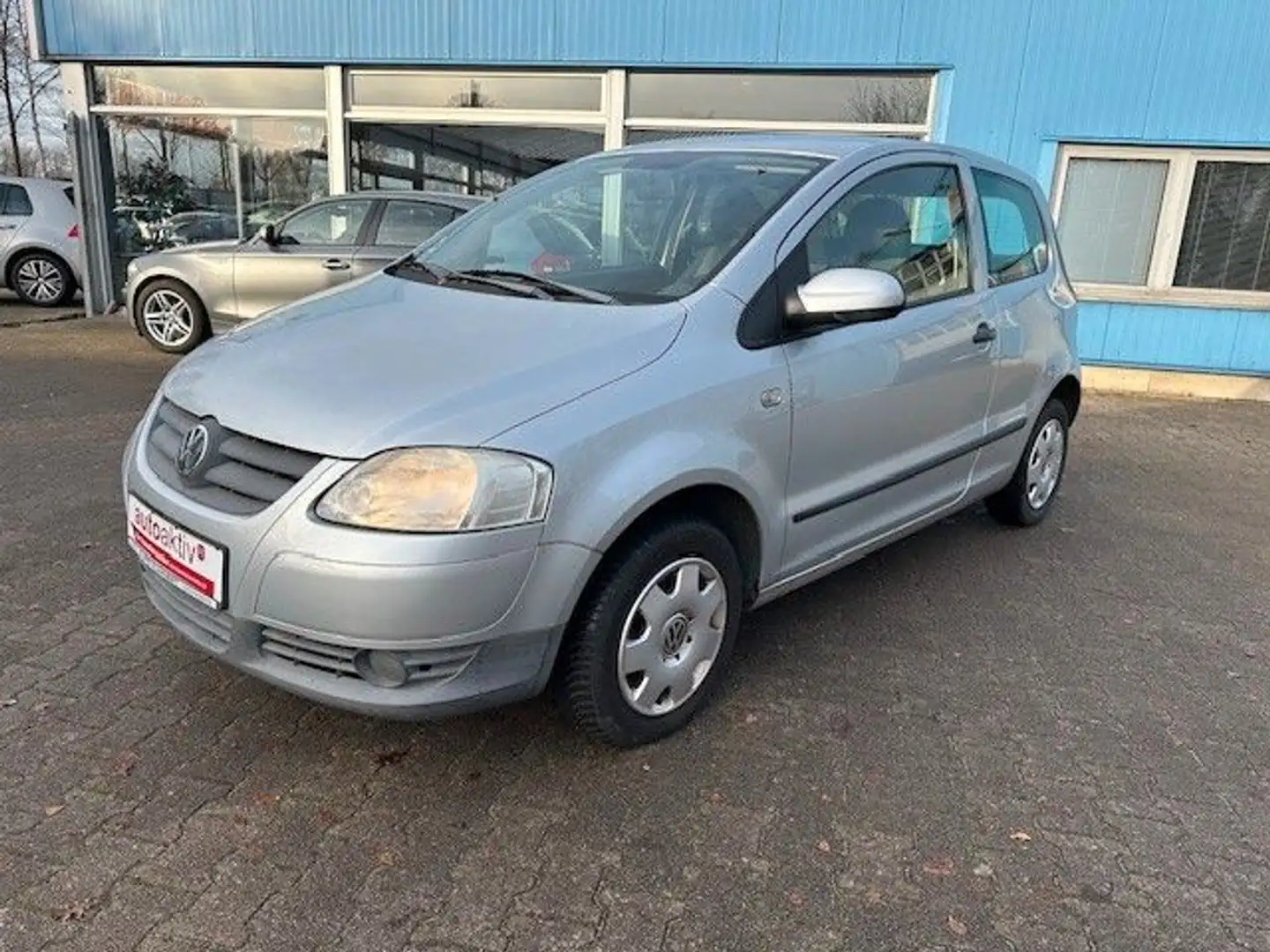 Volkswagen Fox Basis kein TÜV Silber - 1