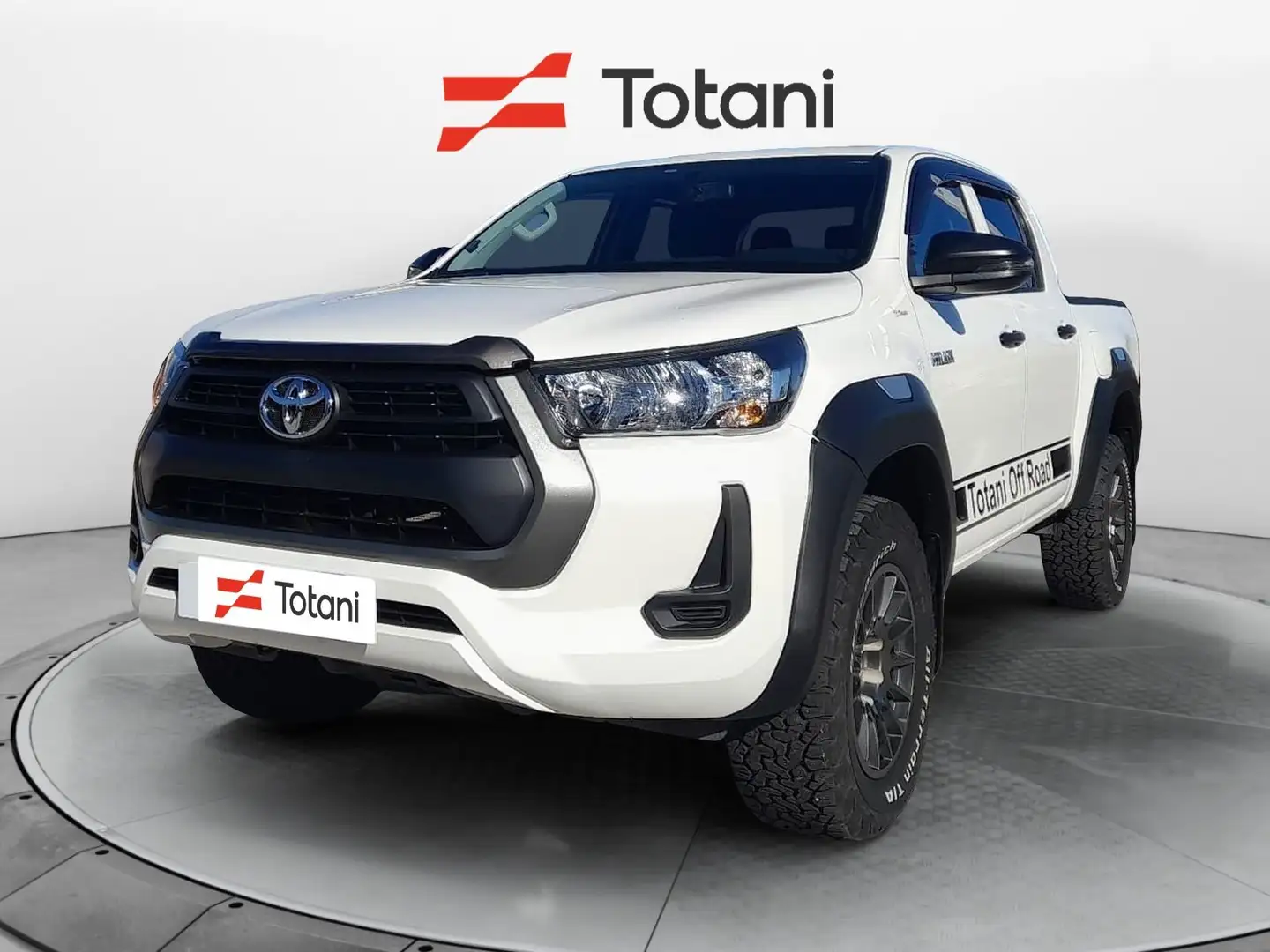 Toyota Hilux IV 2019 2.4 d-4d C&C 4x4 Comfort my19 Bianco - 1