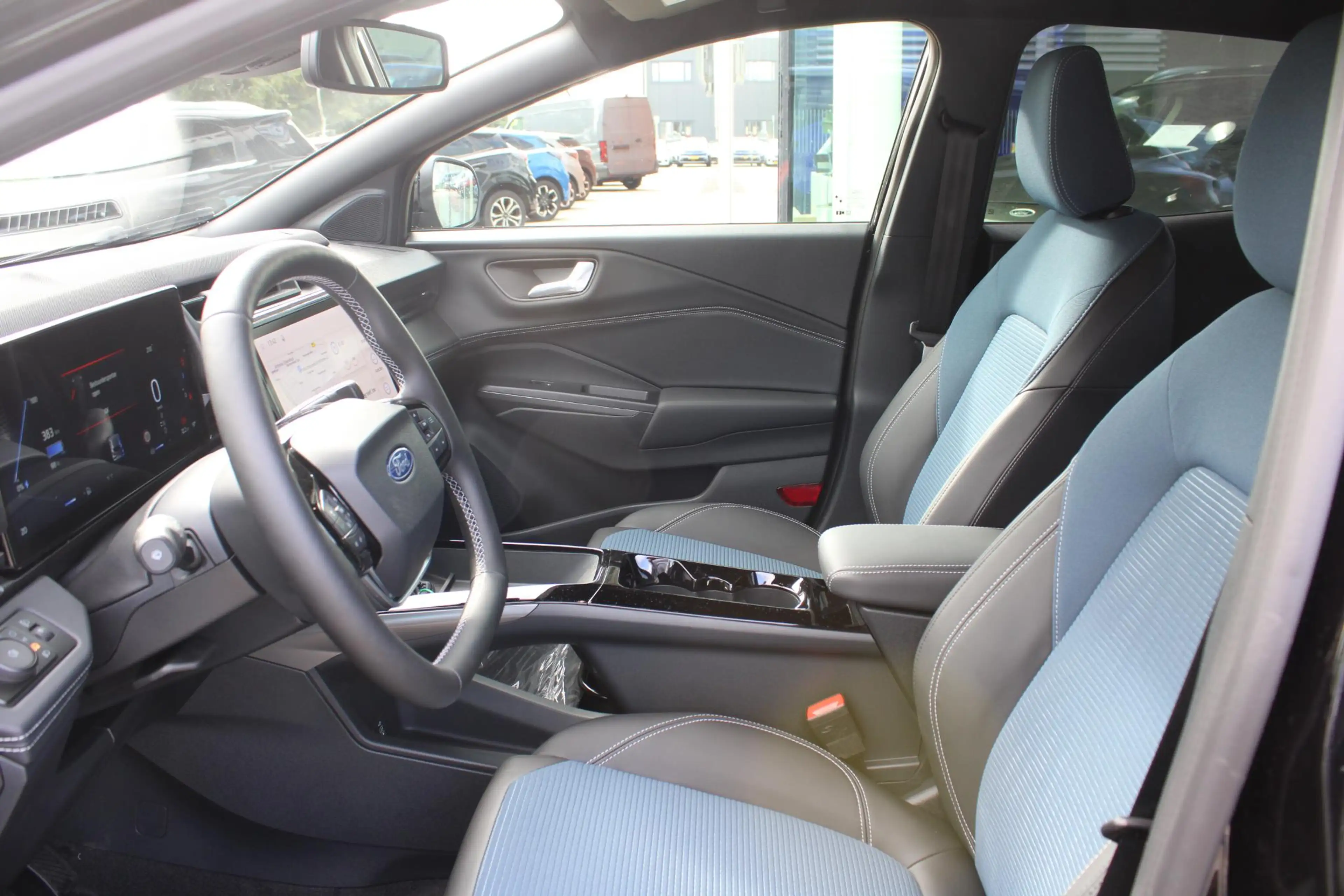 Ford Puma Gen-E BlueCruise Edition 47 kWh 168pk | Winterpakket | A — photo 9