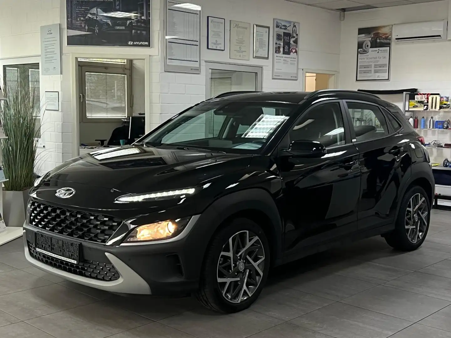 Hyundai KONA Trend Hybrid 2WD *1.Hand*Kamera*Apple Car*Sitzhzg Noir - 1
