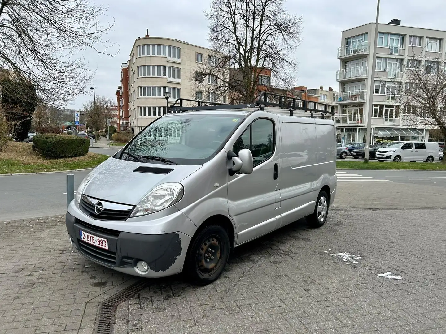 Opel Vivaro Double Cabine, 2.0 CDTI, Clim., Radar de Recul  Gris - 1