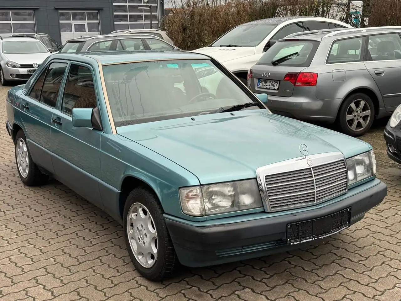 Mercedes-Benz 190
