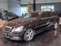 Mercedes-Benz E 300 T CDI Avantgarde Bi-Xenon Comand AHK Tempo Black - thumbnail 1