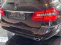 Mercedes-Benz E 300 T CDI Avantgarde Bi-Xenon Comand AHK Tempo Schwarz - thumbnail 37